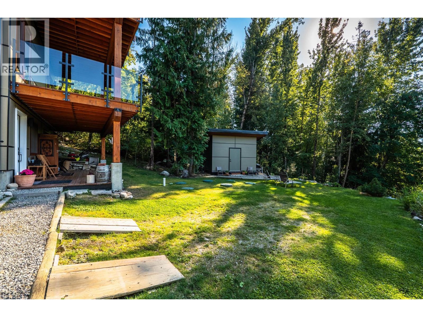 1409 Ash Street, Nelson, British Columbia  V1L 2J3 - Photo 61 - 10383118