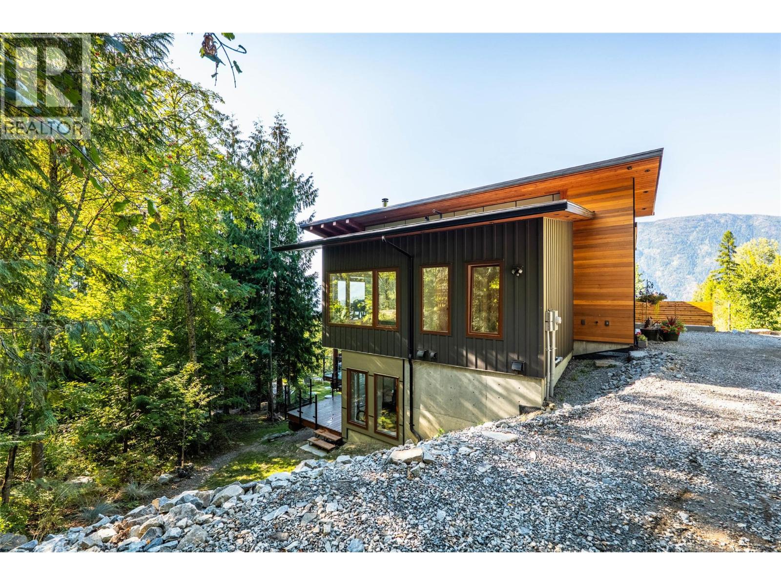 1409 Ash Street, Nelson, British Columbia  V1L 2J3 - Photo 76 - 10383118