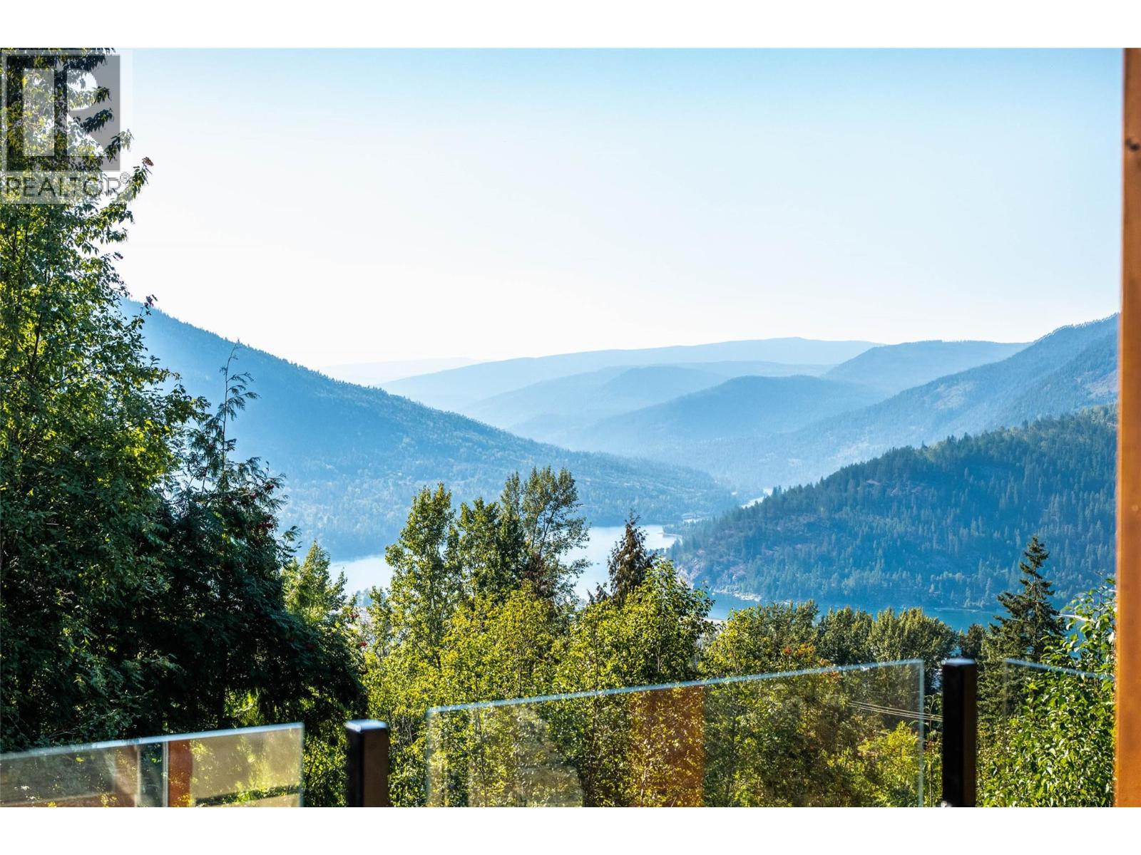 1409 Ash Street, Nelson, British Columbia  V1L 2J3 - Photo 77 - 10383118