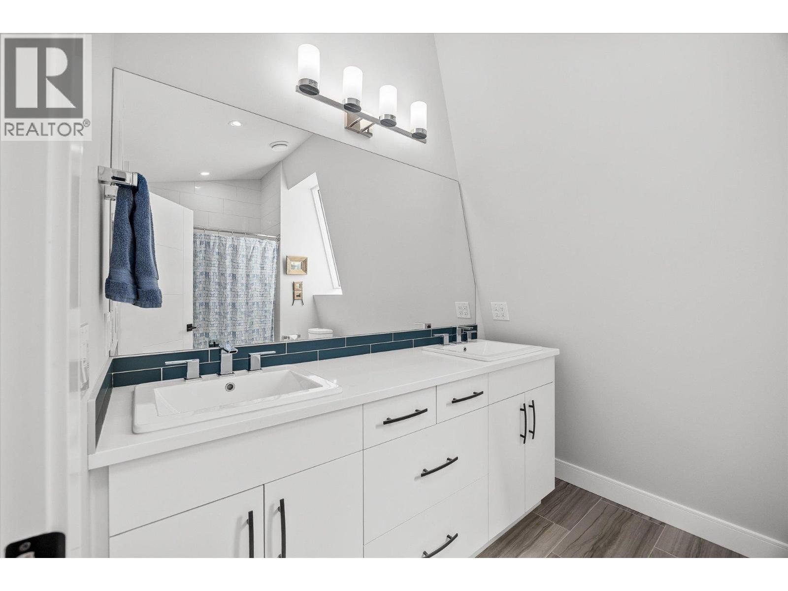 1860 Blue Bunch Court, Kelowna, British Columbia  V1V 0C6 - Photo 21 - 10381055