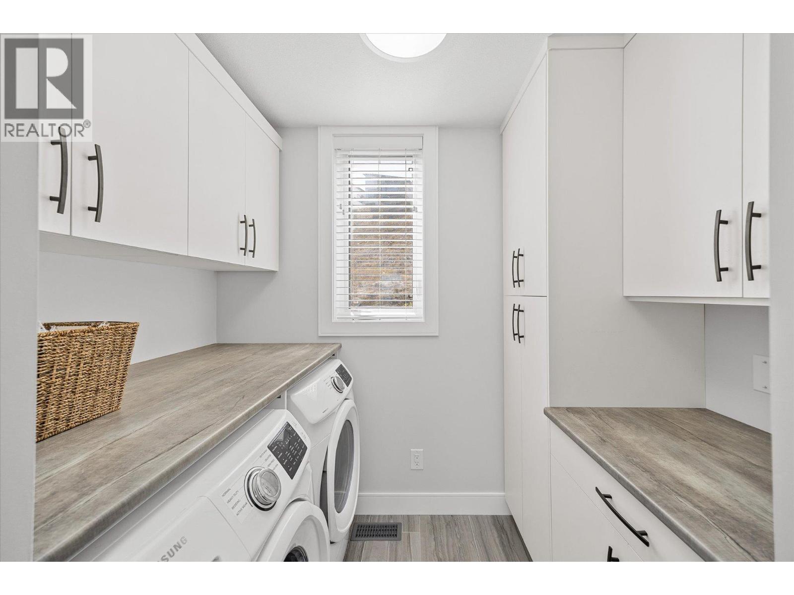 1860 Blue Bunch Court, Kelowna, British Columbia  V1V 0C6 - Photo 9 - 10381055