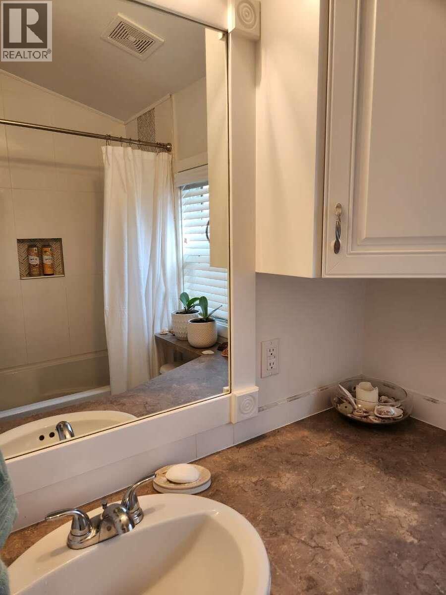 4354 Highway 3 Unit# 70, Keremeos, British Columbia  V0X 1N1 - Photo 11 - 10383262