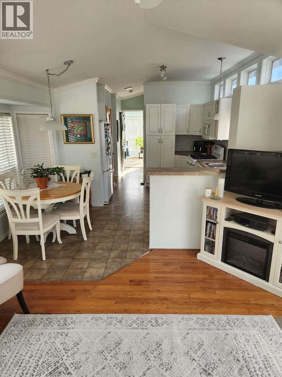 4354 Highway 3 Unit# 70, Keremeos, British Columbia  V0X 1N1 - Photo 3 - 10383262