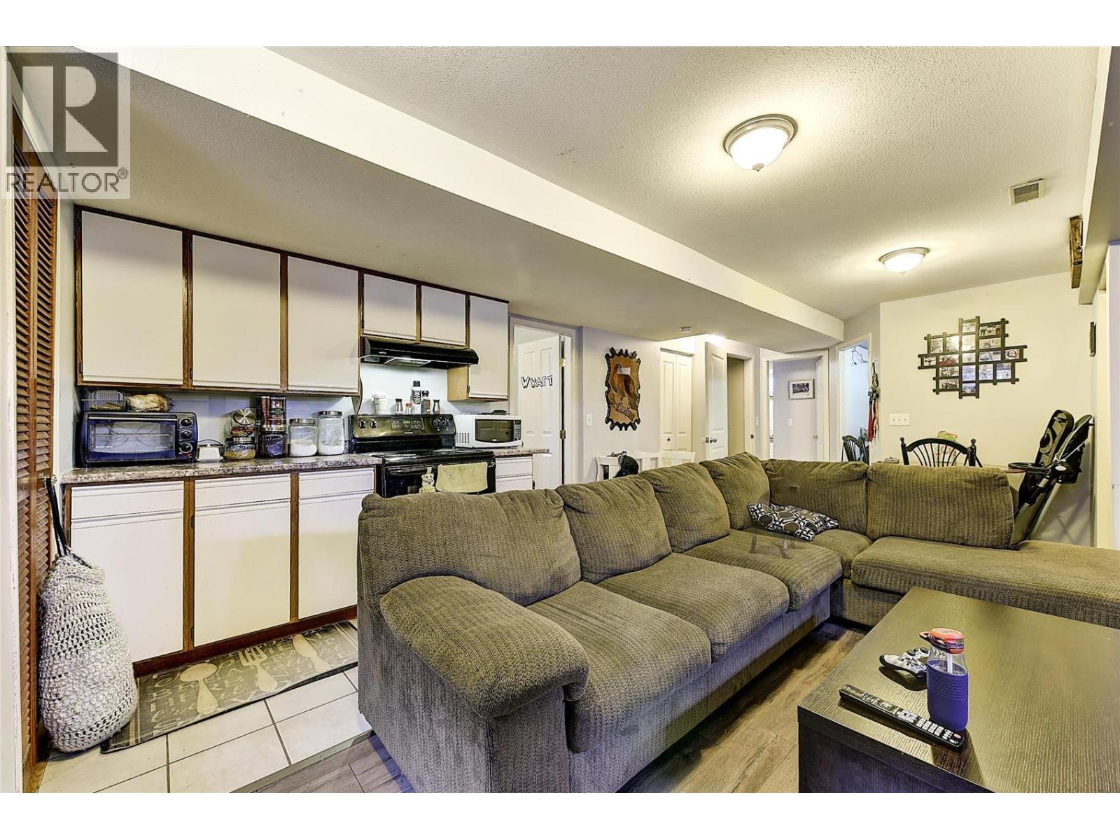 500 Snowsell Street N, Kelowna, British Columbia  V1V 2C7 - Photo 16 - 10383244