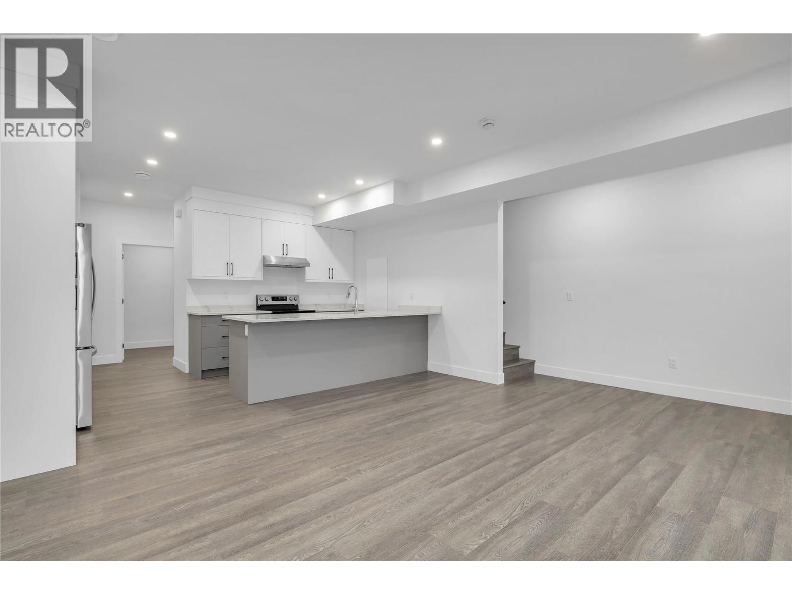 783 Burne Avenue Unit# 2, Kelowna, British Columbia  V1Y 5P6 - Photo 9 - 10383274