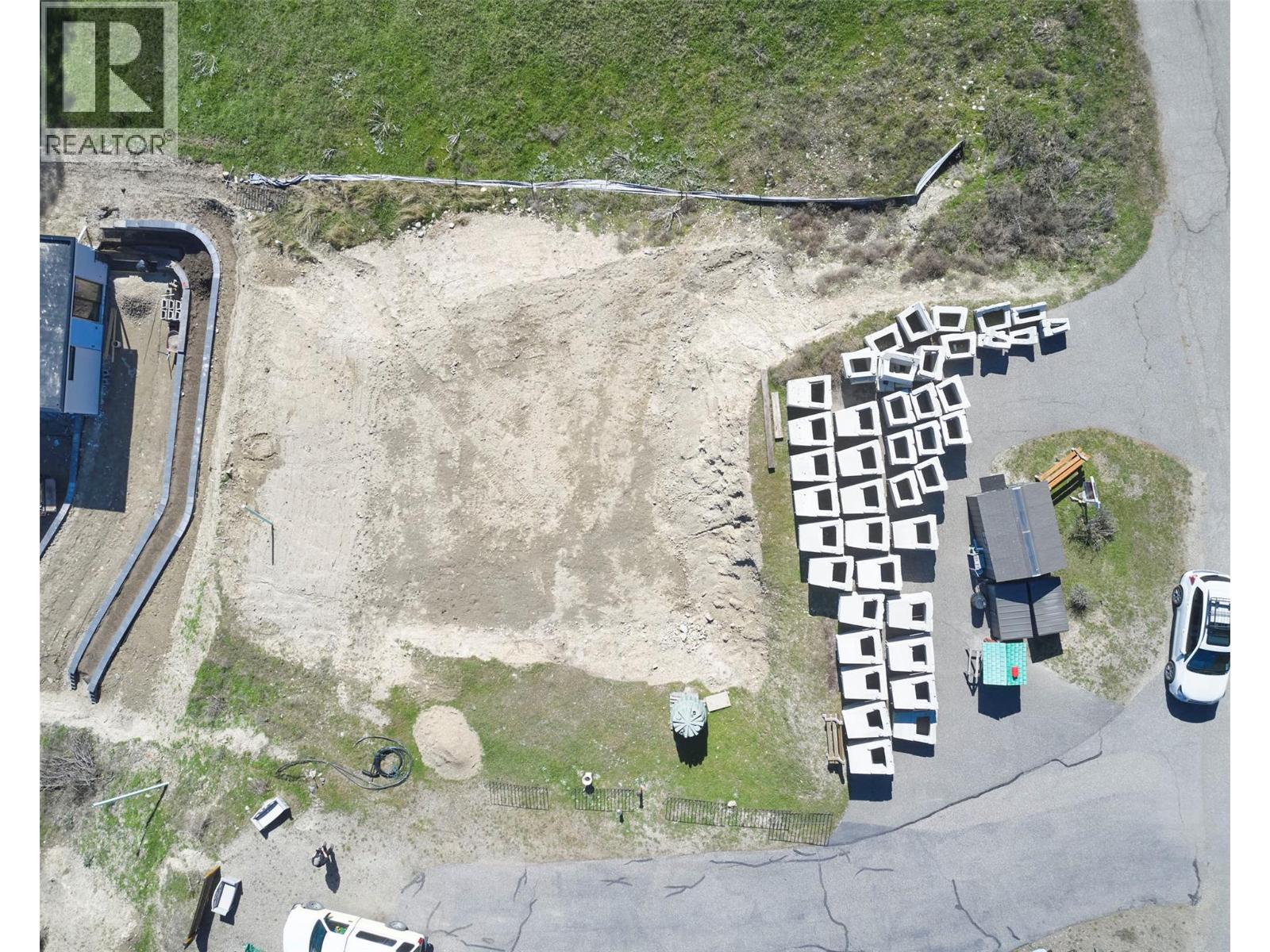 8841 Adventure Bay Road, Vernon, British Columbia  V1H 1E1 - Photo 11 - 10383196