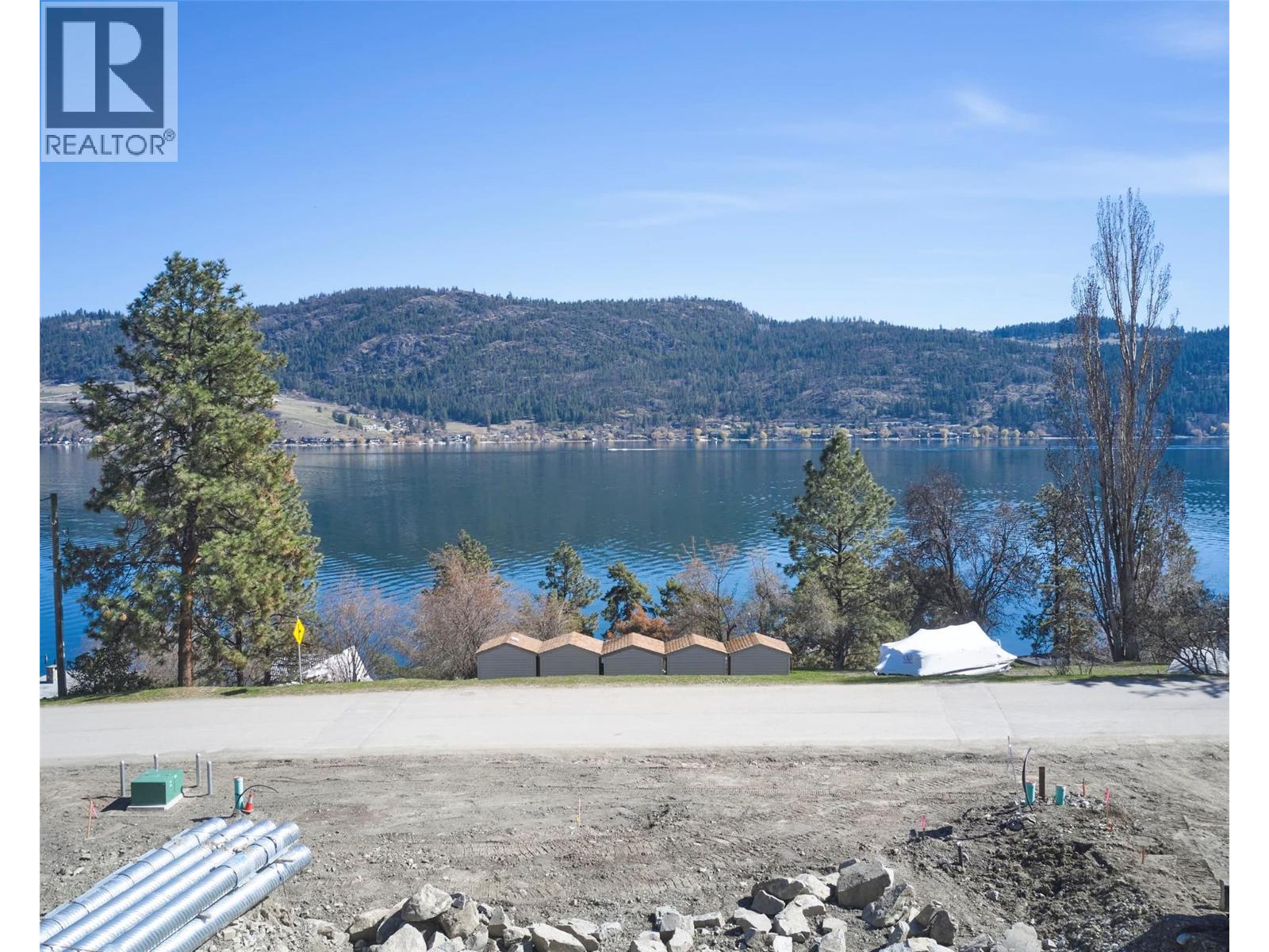8841 Adventure Bay Road, Vernon, British Columbia  V1H 1E1 - Photo 16 - 10383196