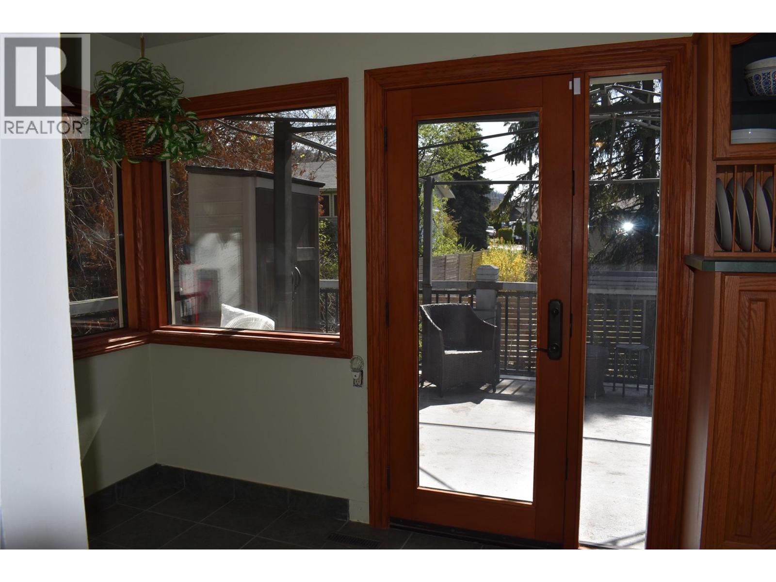 326 Adamson Drive, Penticton, British Columbia  V2A 7R6 - Photo 10 - 10382849