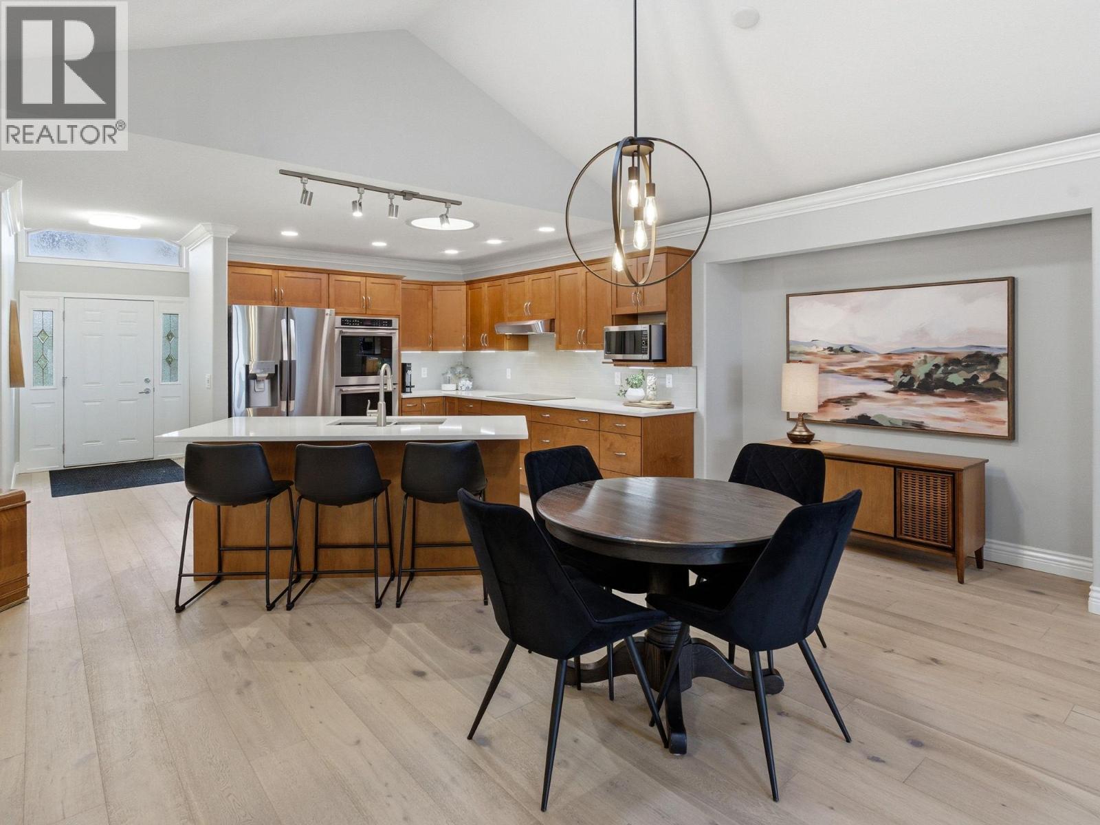 2100 Boucherie Road Unit# 8, West Kelowna, British Columbia  V4T 2X1 - Photo 1 - 10383216