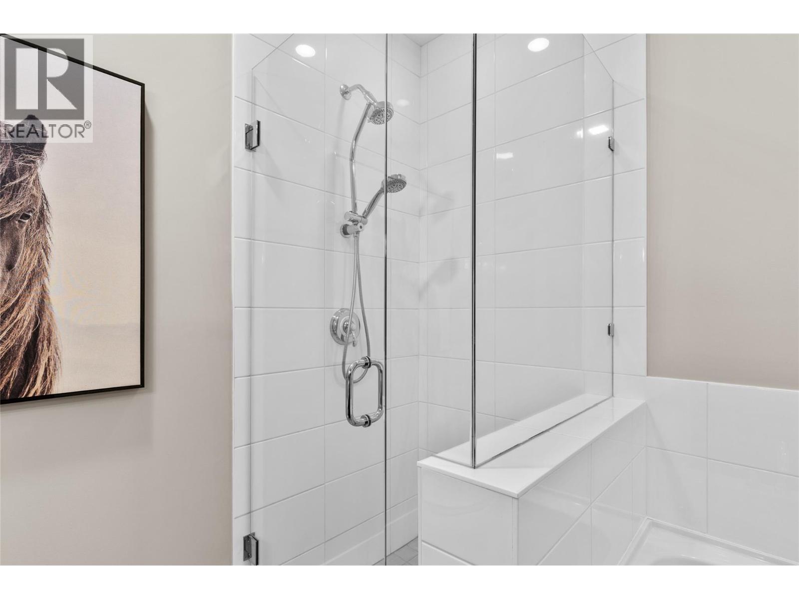 4000 Redstone Crescent Unit# 221, Peachland, British Columbia  V0H 1X5 - Photo 30 - 10383182