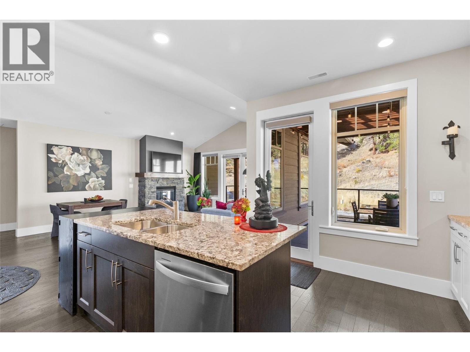 4000 Redstone Crescent Unit# 221, Peachland, British Columbia  V0H 1X5 - Photo 8 - 10383182