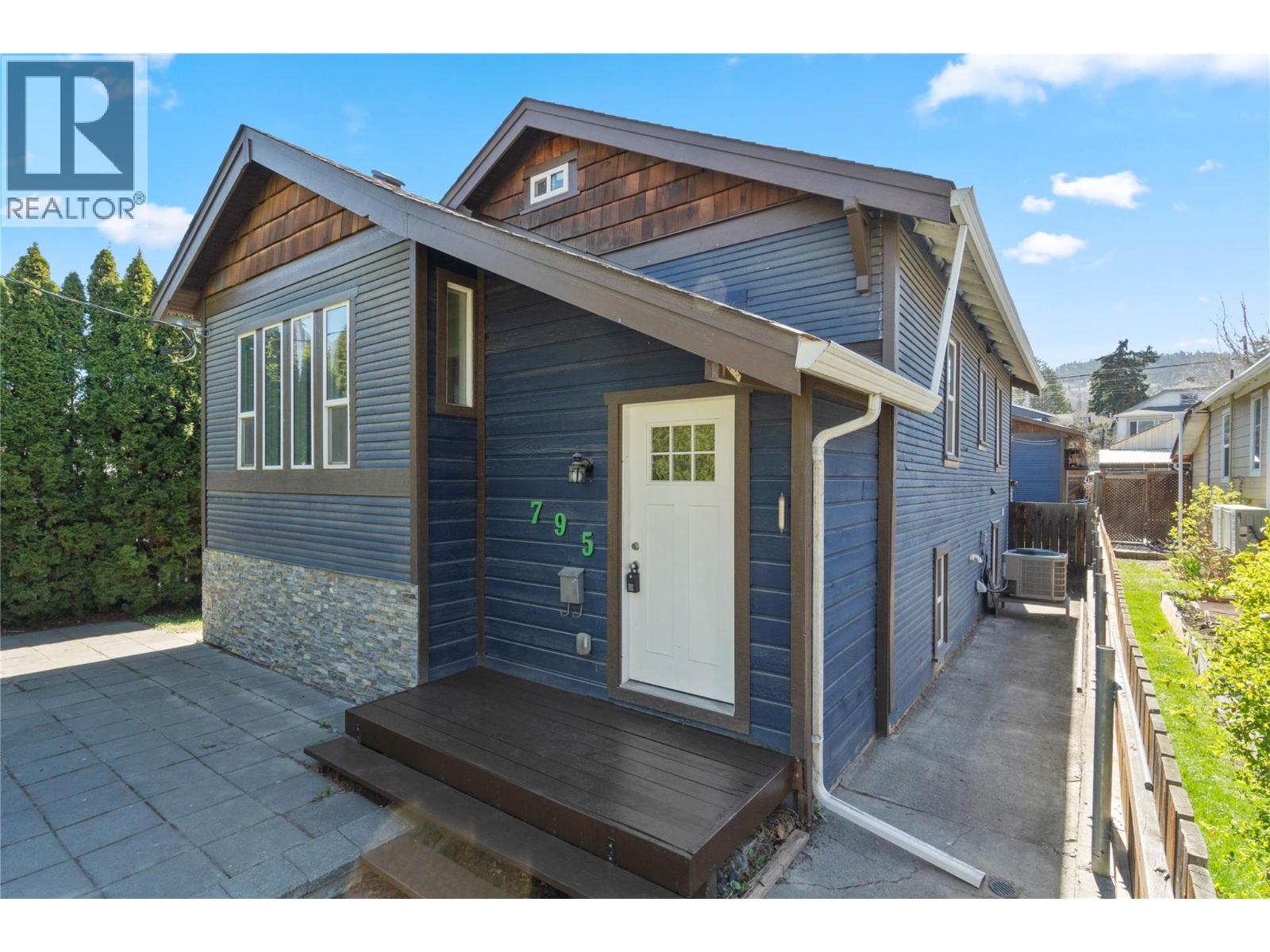 795 Nicola Street, Kamloops, British Columbia  V2C 2R5 - Photo 2 - 10382653