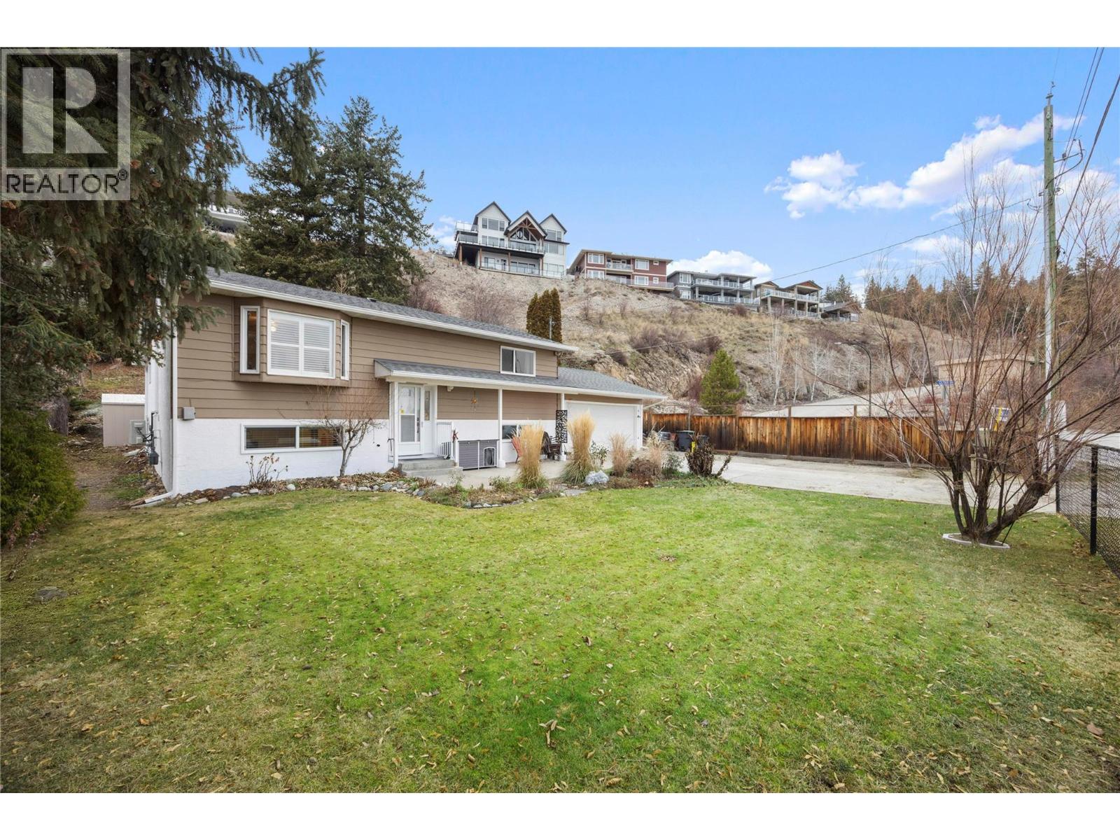 5882 Victoria Street, Peachland, British Columbia  V0X 1X4 - Photo 4 - 10383241