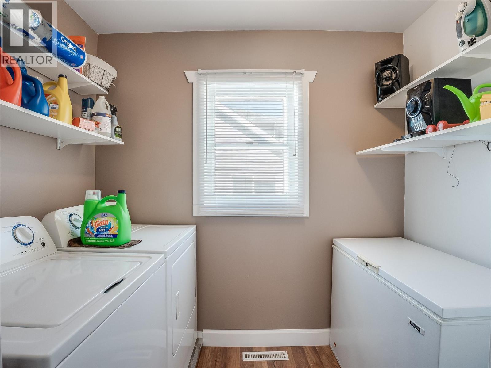 701 4th Street, Castlegar, British Columbia  V1N 2B7 - Photo 25 - 10383175