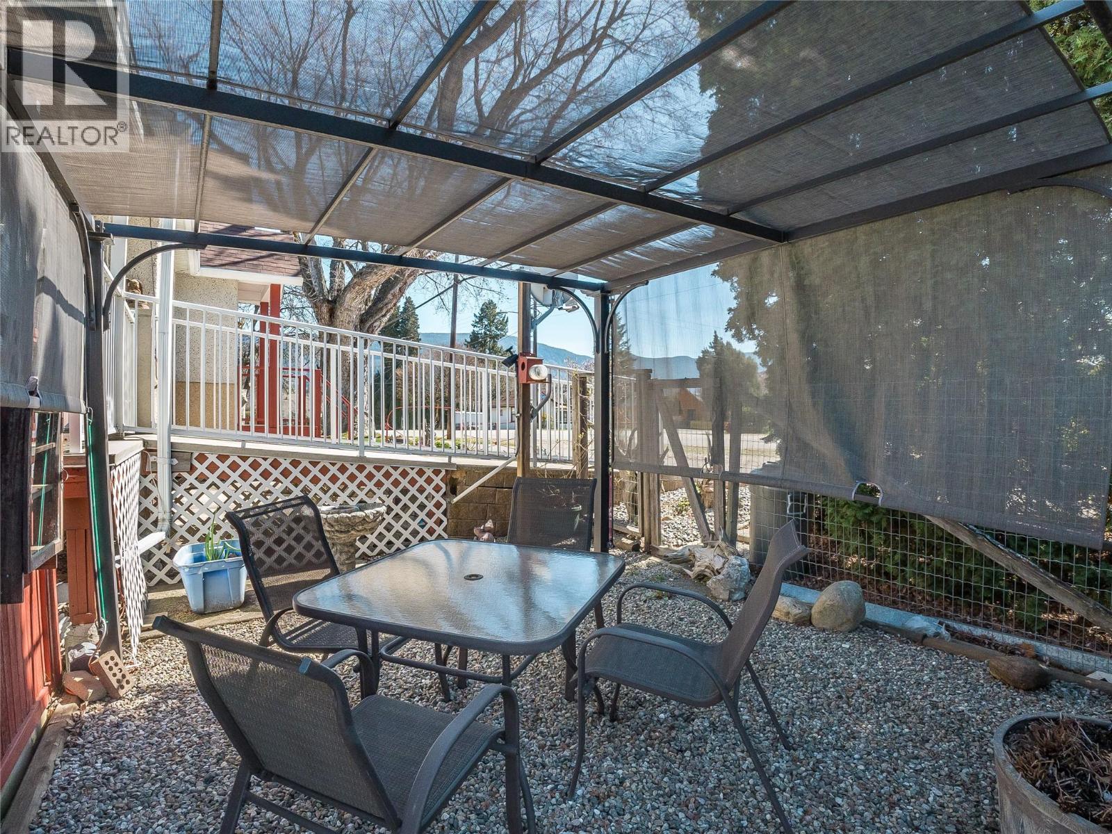 701 4th Street, Castlegar, British Columbia  V1N 2B7 - Photo 47 - 10383175