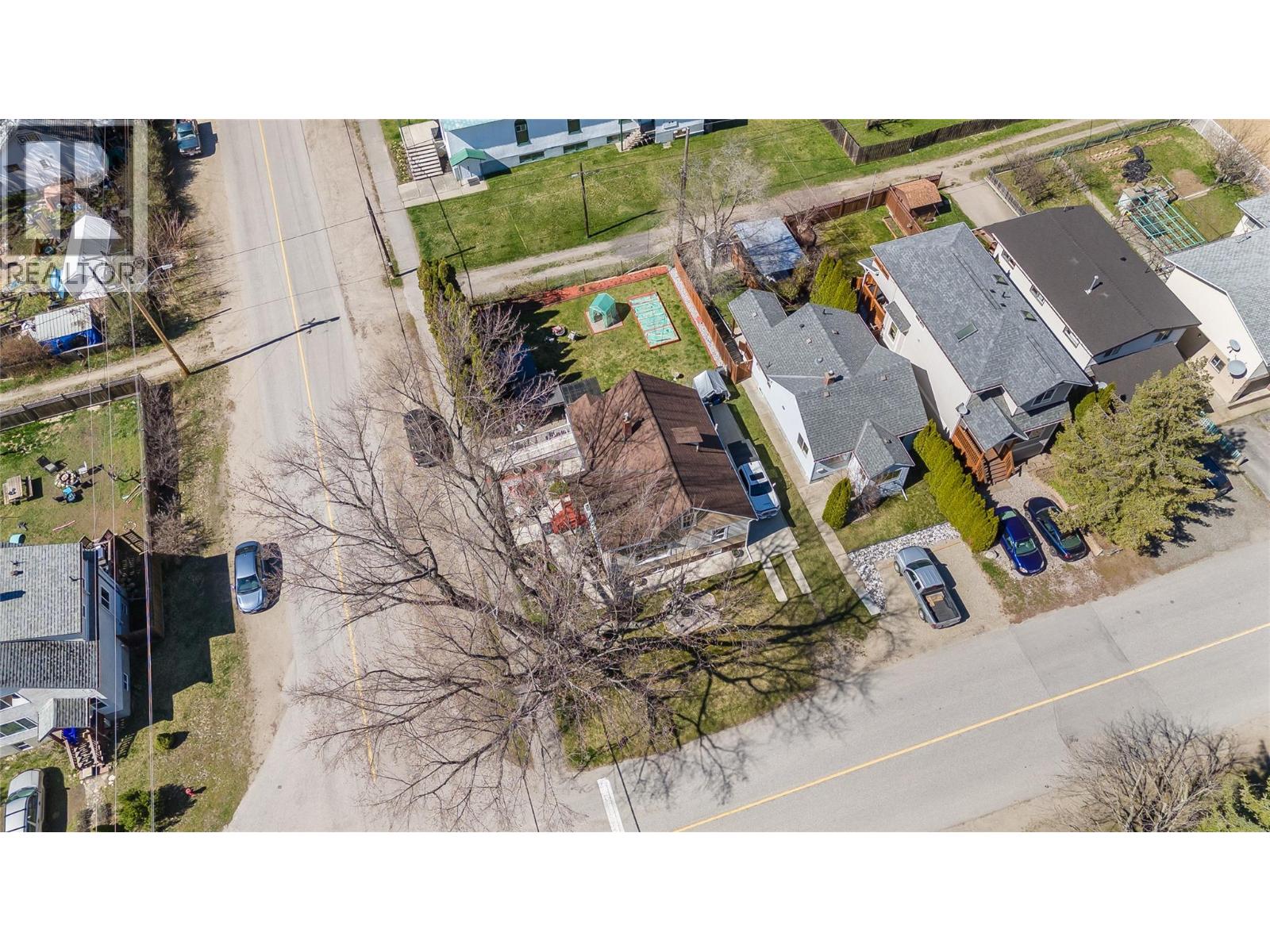 701 4th Street, Castlegar, British Columbia  V1N 2B7 - Photo 54 - 10383175