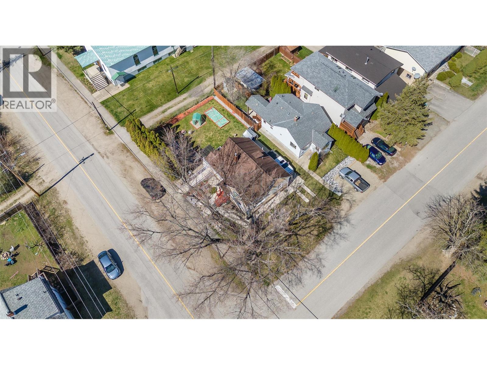 701 4th Street, Castlegar, British Columbia  V1N 2B7 - Photo 55 - 10383175