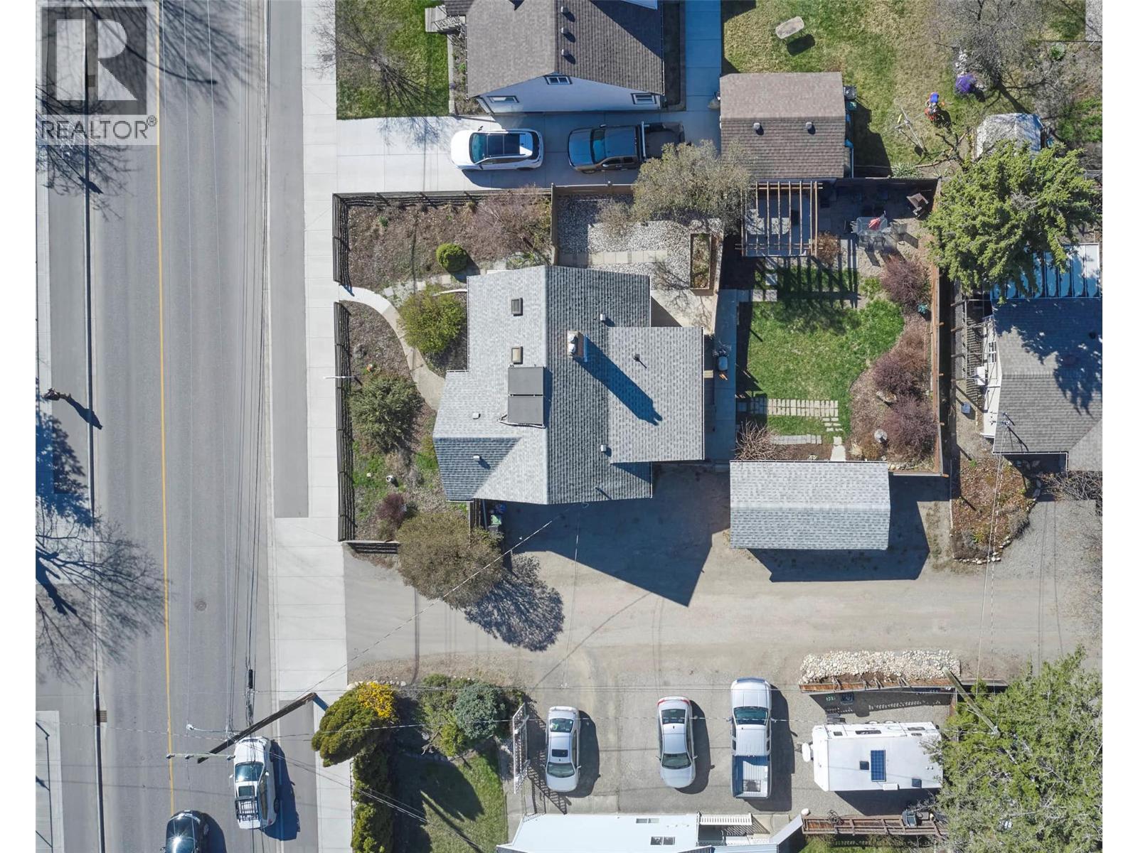 1505 32 Avenue, Vernon, British Columbia  V1T 2H9 - Photo 93 - 10383311