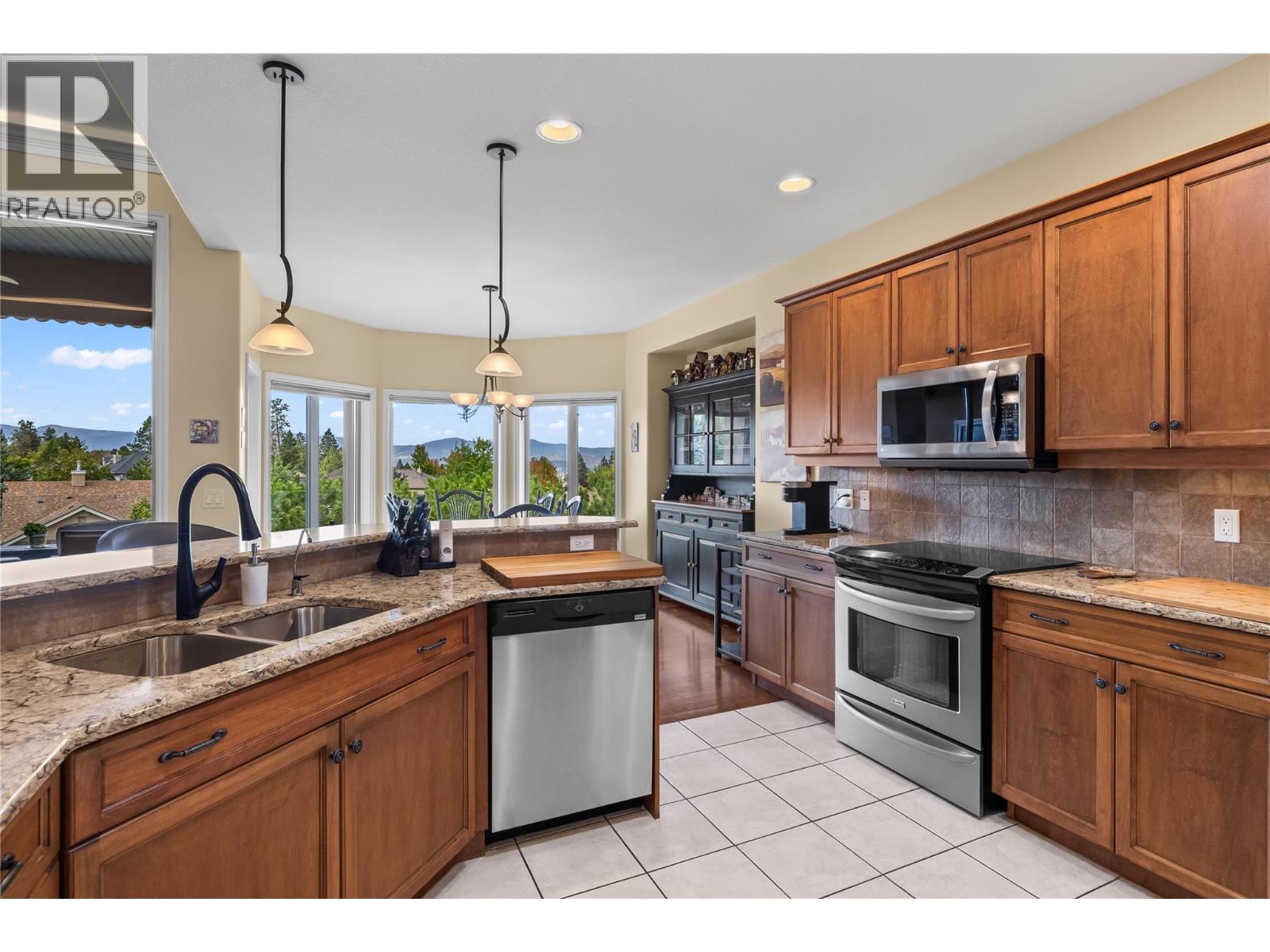 4100 Gallaghers Parkland Unit# 2, Kelowna, British Columbia  V1W 3Z8 - Photo 11 - 10383212