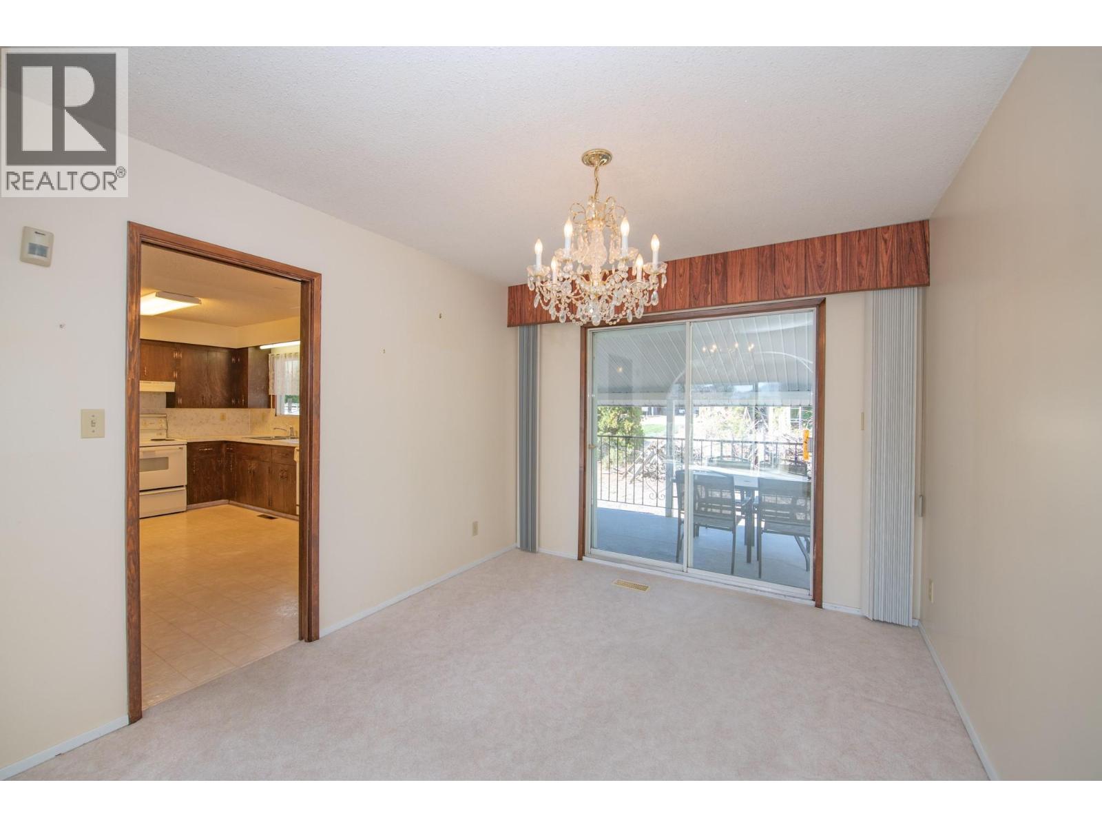 5847 Flemish Place, Vernon, British Columbia  V1H 1B2 - Photo 11 - 10383197