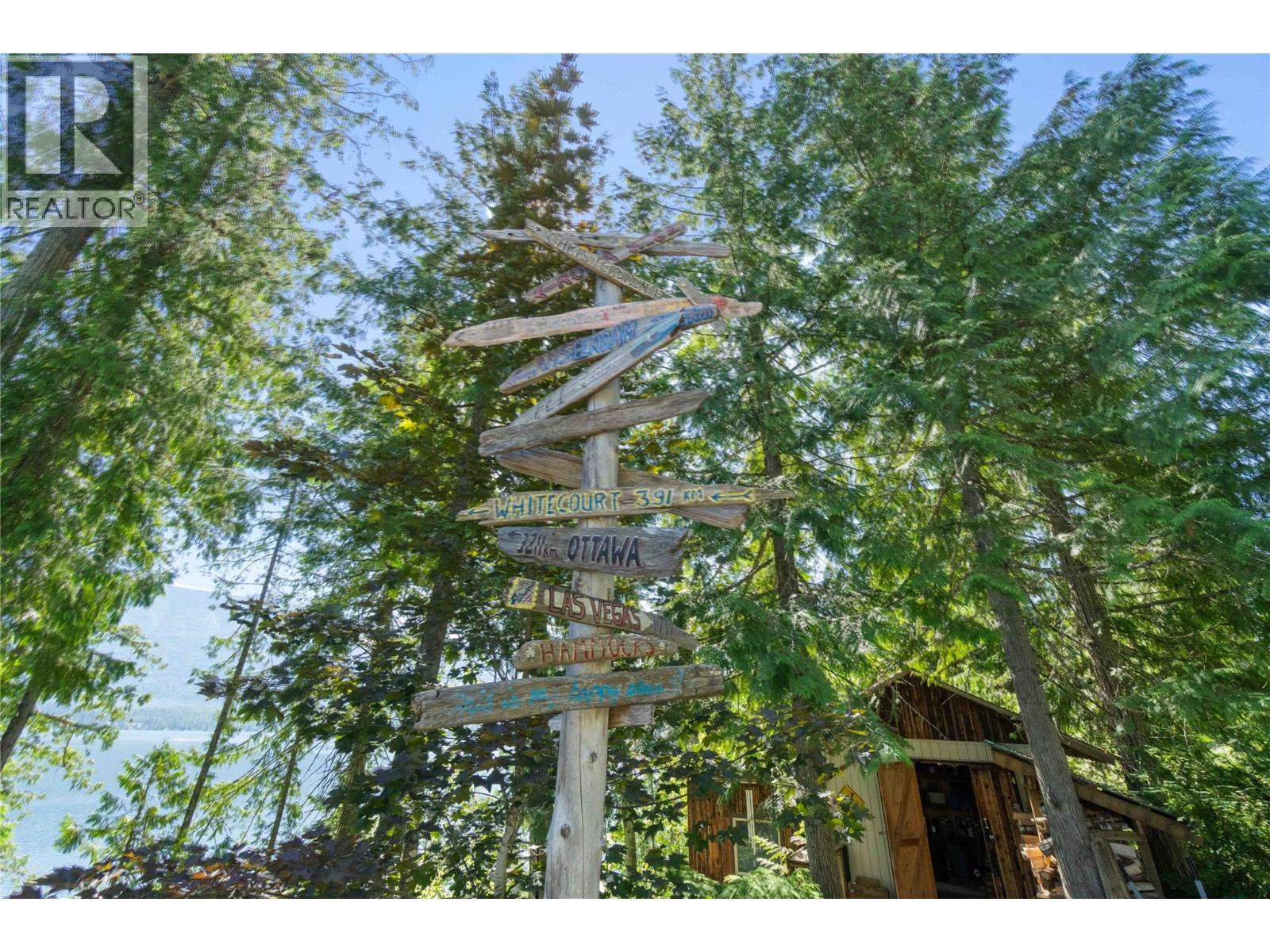 9000 Seymour Arm Main Fsr Unit# 12 & 13, Seymour Arm, British Columbia  V0E 1M0 - Photo 71 - 10383302