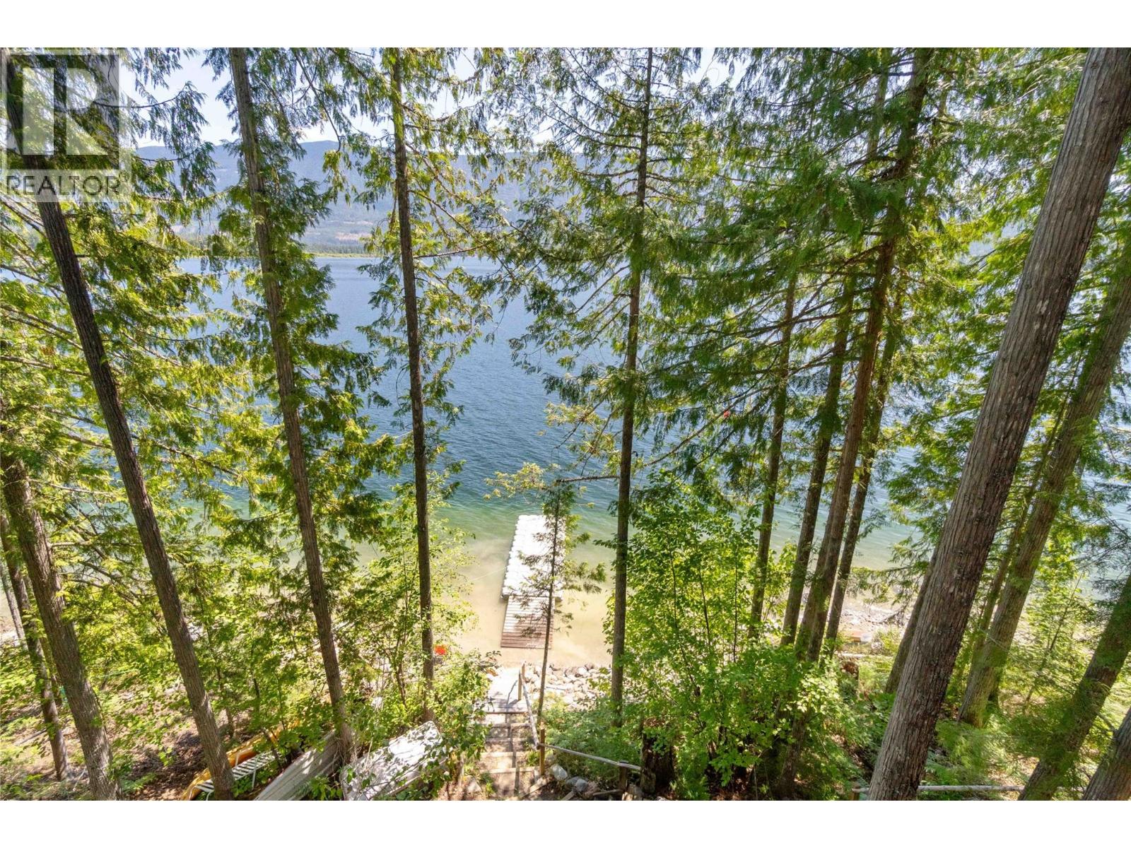 9000 Seymour Arm Main Fsr Unit# 12 & 13, Seymour Arm, British Columbia  V0E 1M0 - Photo 8 - 10383302