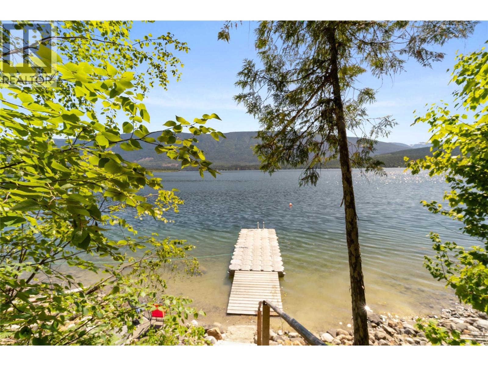 9000 Seymour Arm Main Fsr Unit# 12 & 13, Seymour Arm, British Columbia  V0E 1M0 - Photo 9 - 10383302