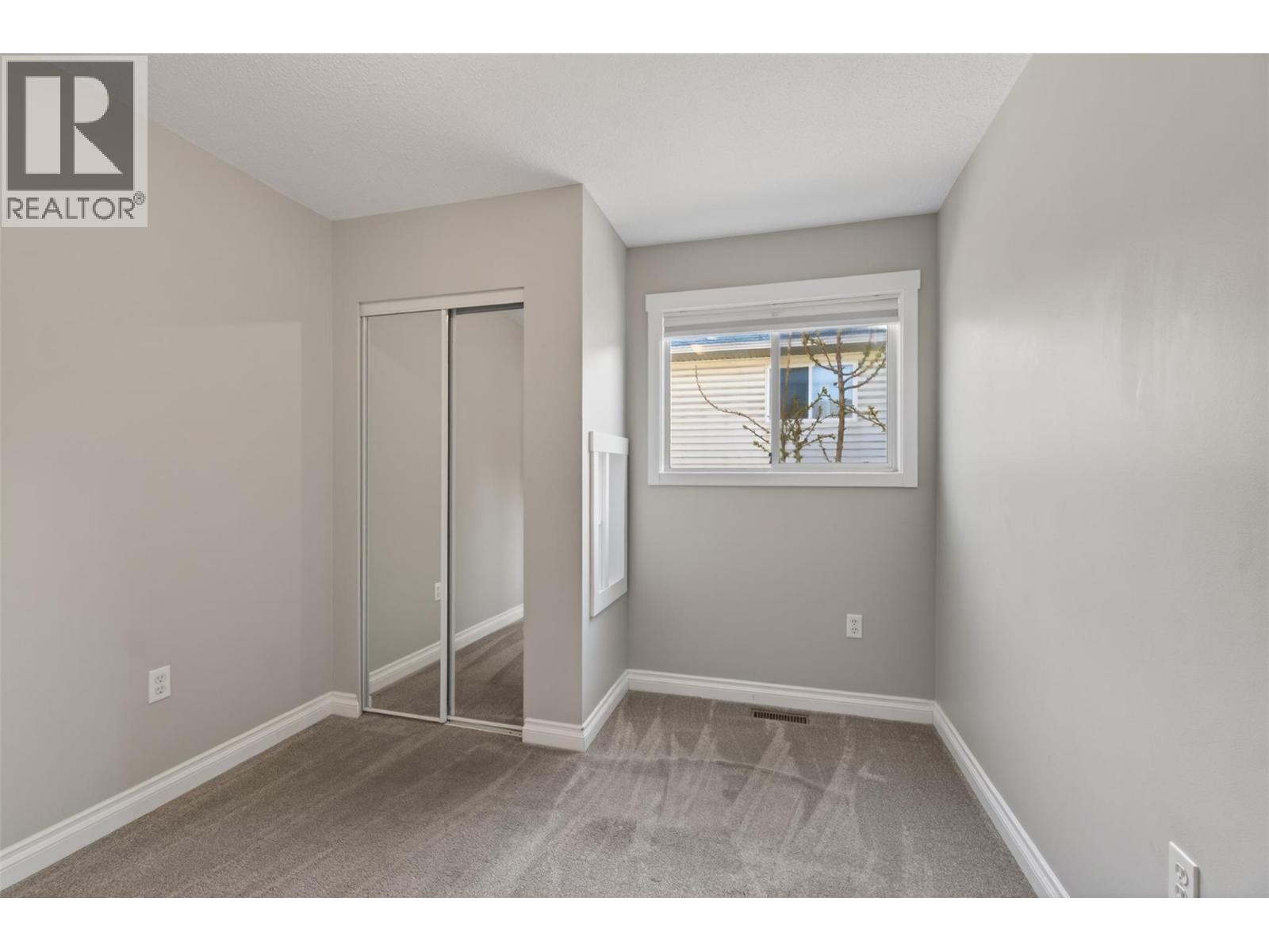 1453 Okanagan Avenue Ne, Salmon Arm, British Columbia  V1E 1N5 - Photo 10 - 10383284