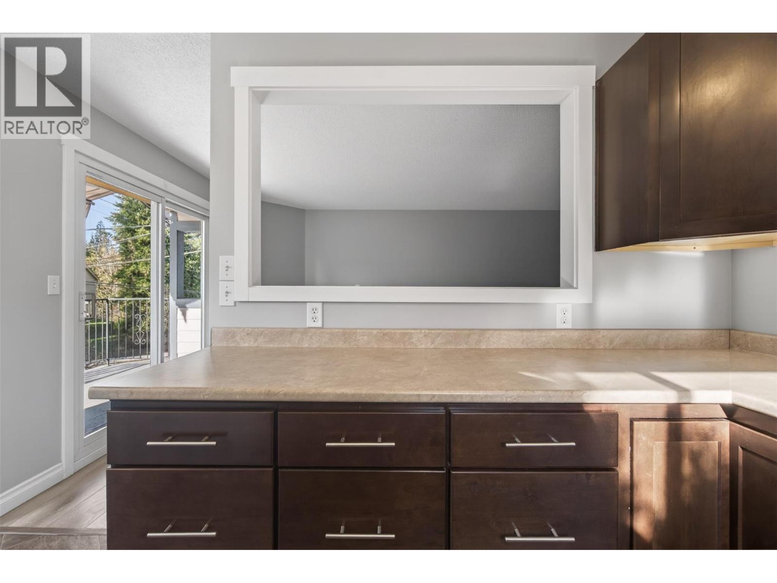 1453 Okanagan Avenue Ne, Salmon Arm, British Columbia  V1E 1N5 - Photo 27 - 10383284