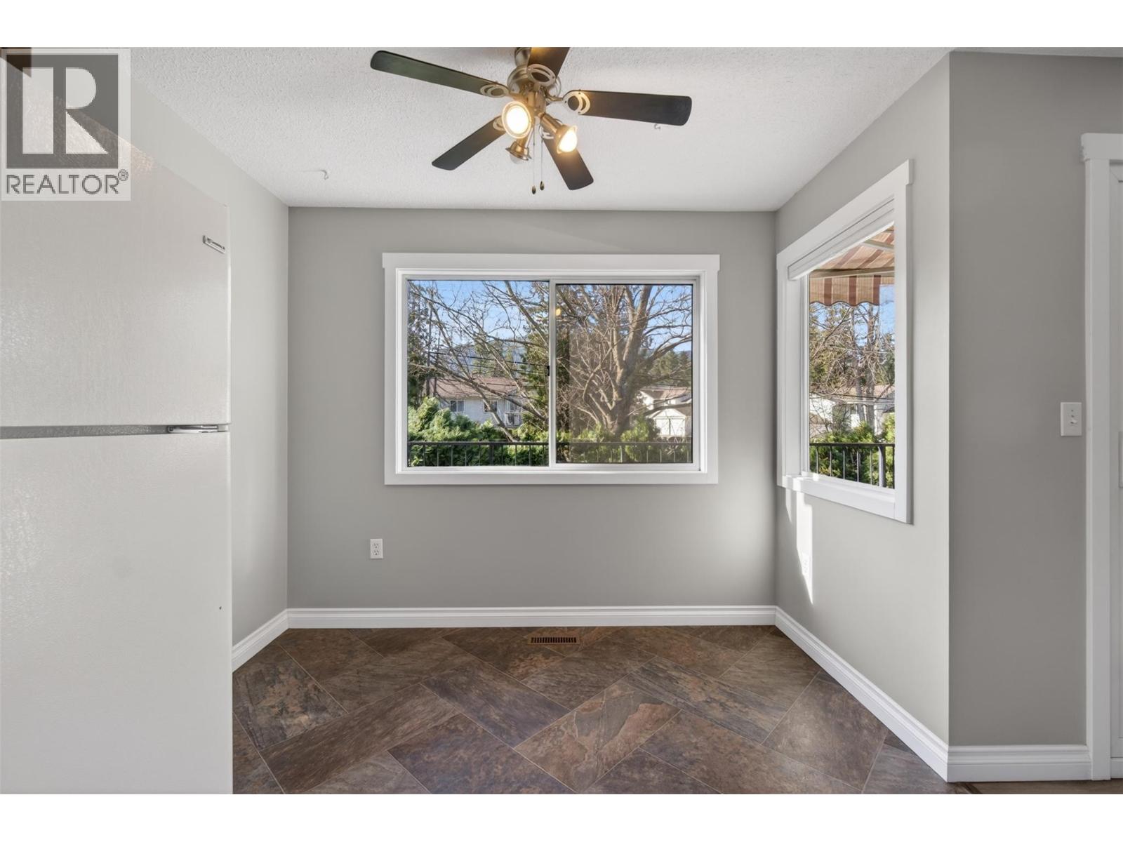 1453 Okanagan Avenue Ne, Salmon Arm, British Columbia  V1E 1N5 - Photo 28 - 10383284