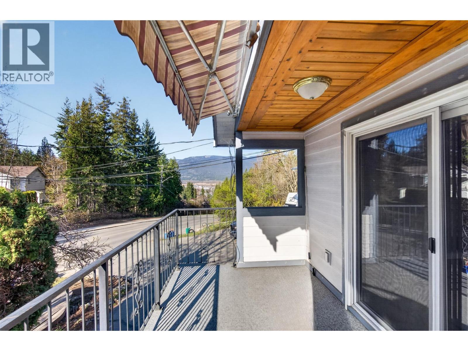 1453 Okanagan Avenue Ne, Salmon Arm, British Columbia  V1E 1N5 - Photo 57 - 10383284