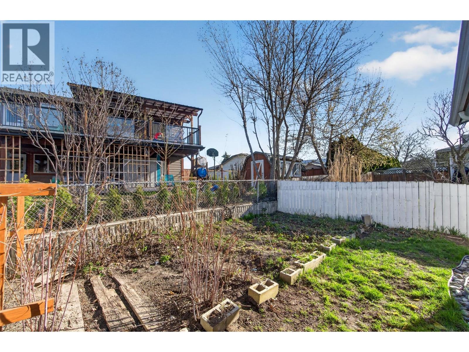 1453 Okanagan Avenue Ne, Salmon Arm, British Columbia  V1E 1N5 - Photo 63 - 10383284