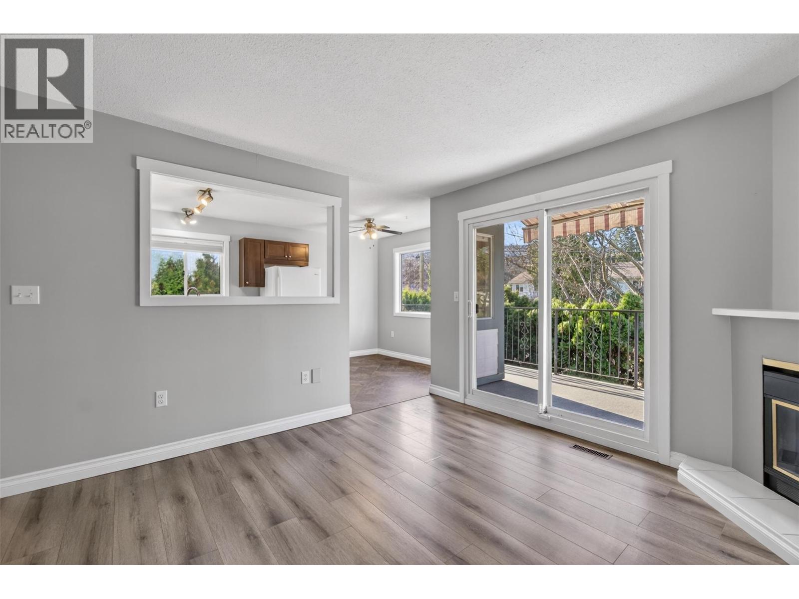 1453 Okanagan Avenue Ne, Salmon Arm, British Columbia  V1E 1N5 - Photo 8 - 10383284