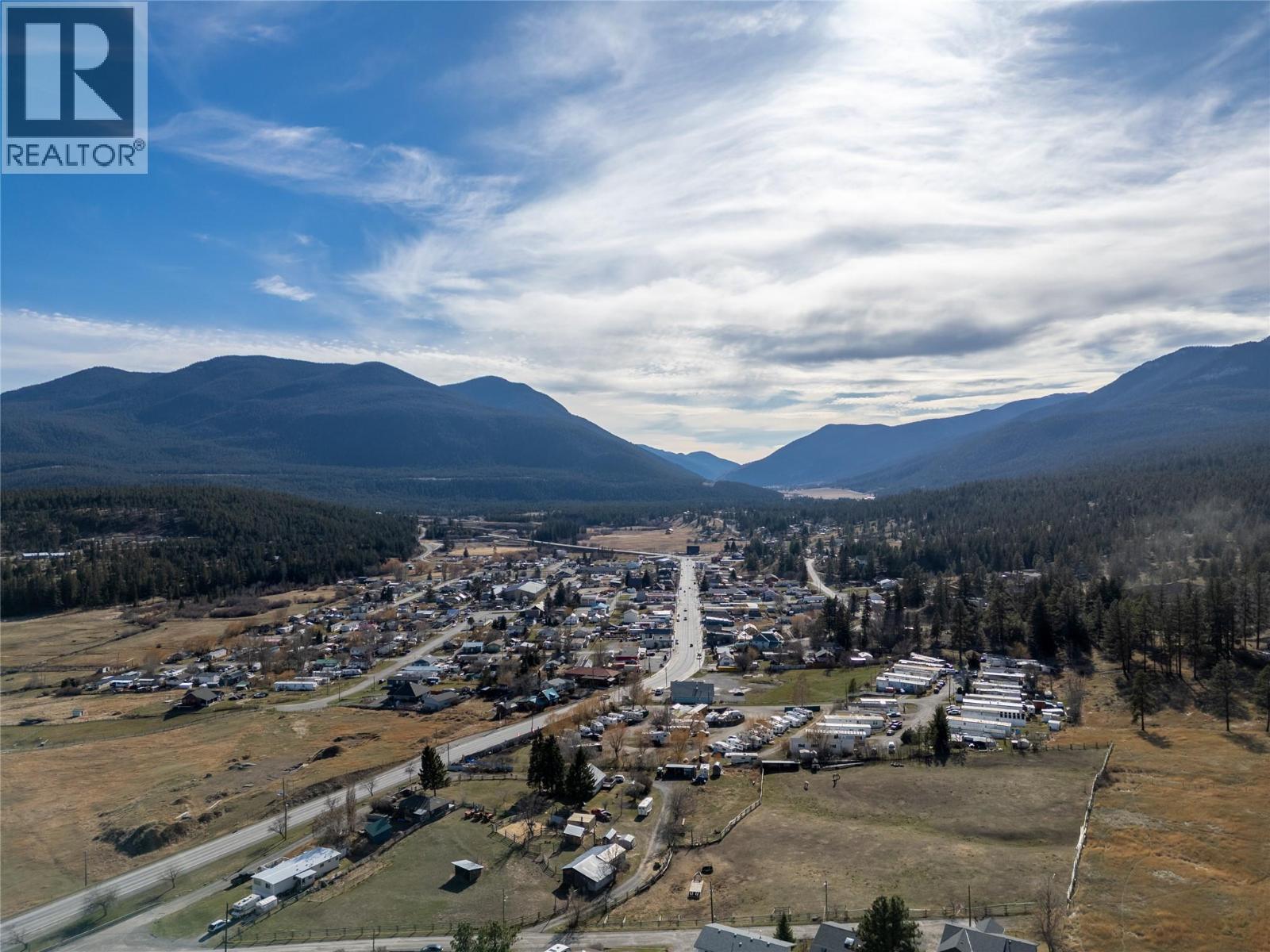 400 Fir Avenue, Clinton, British Columbia  V0K 1K0 - Photo 7 - 10383192