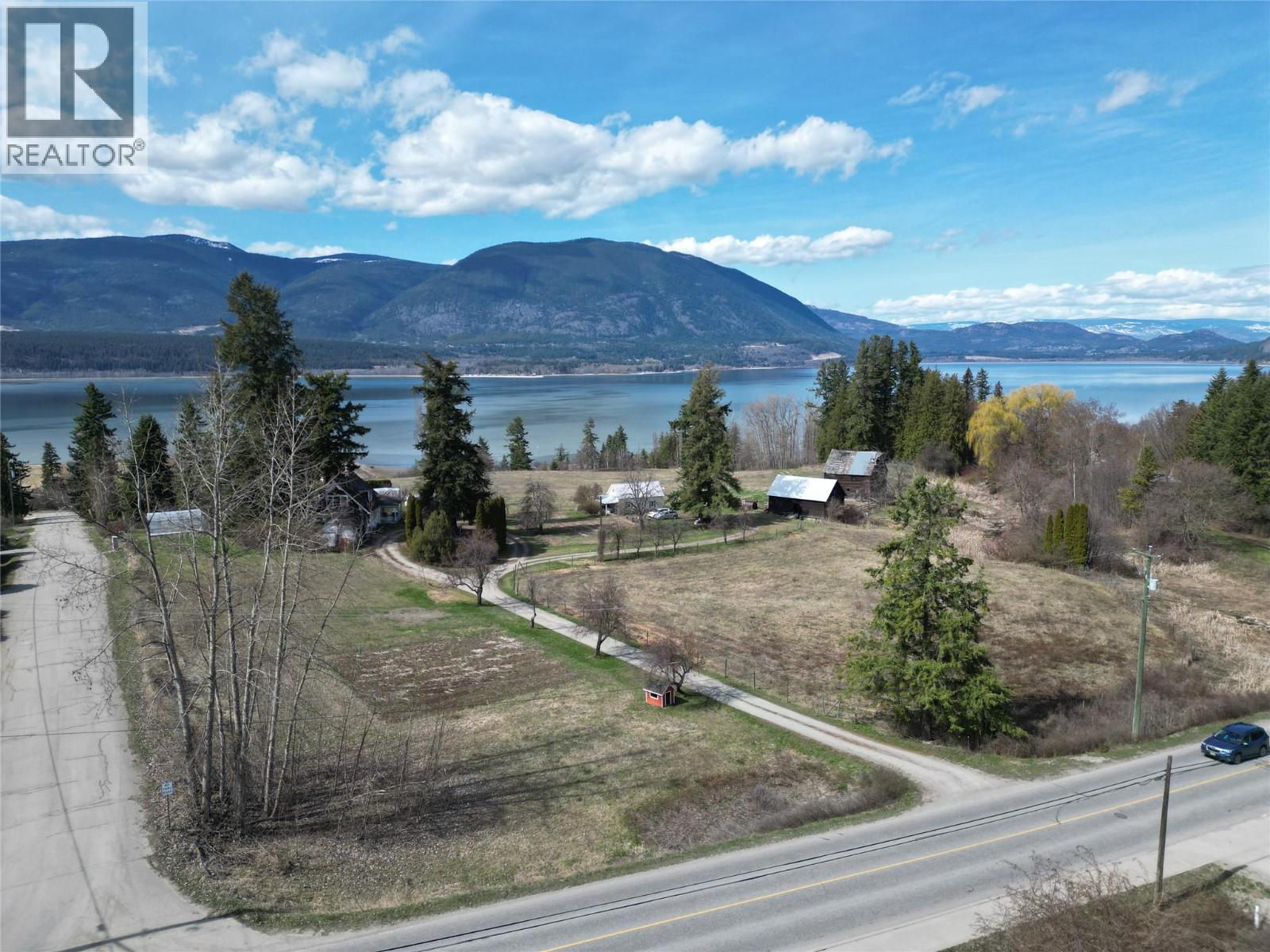 2351 Lakeshore Road Ne, Salmon Arm, British Columbia  V1E 3X9 - Photo 18 - 10382993