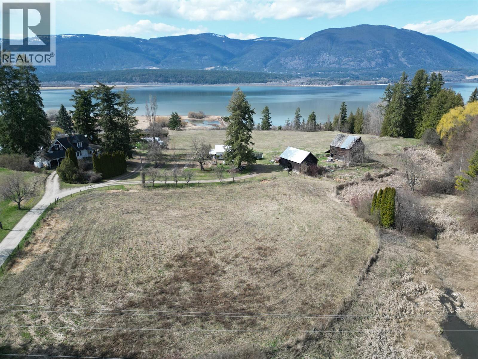 2351 Lakeshore Road Ne, Salmon Arm, British Columbia  V1E 3X9 - Photo 19 - 10382993