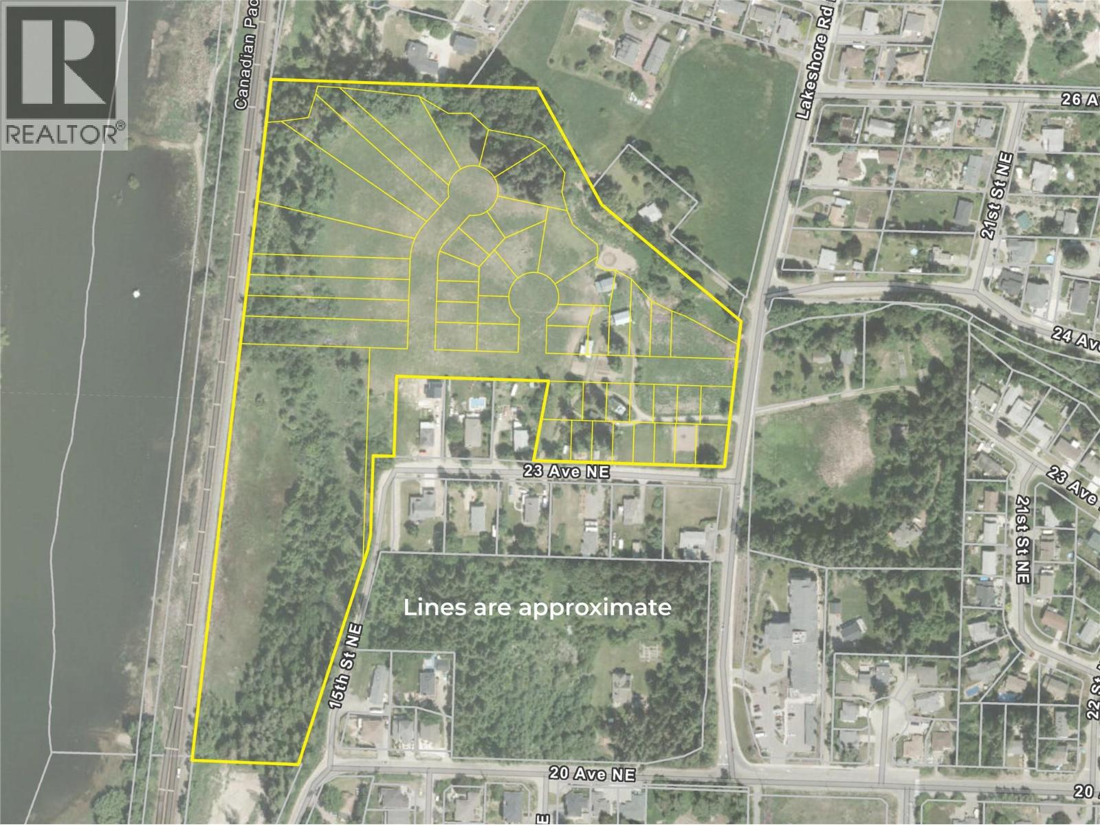 2351 Lakeshore Road Ne, Salmon Arm, British Columbia  V1E 3X9 - Photo 5 - 10382993