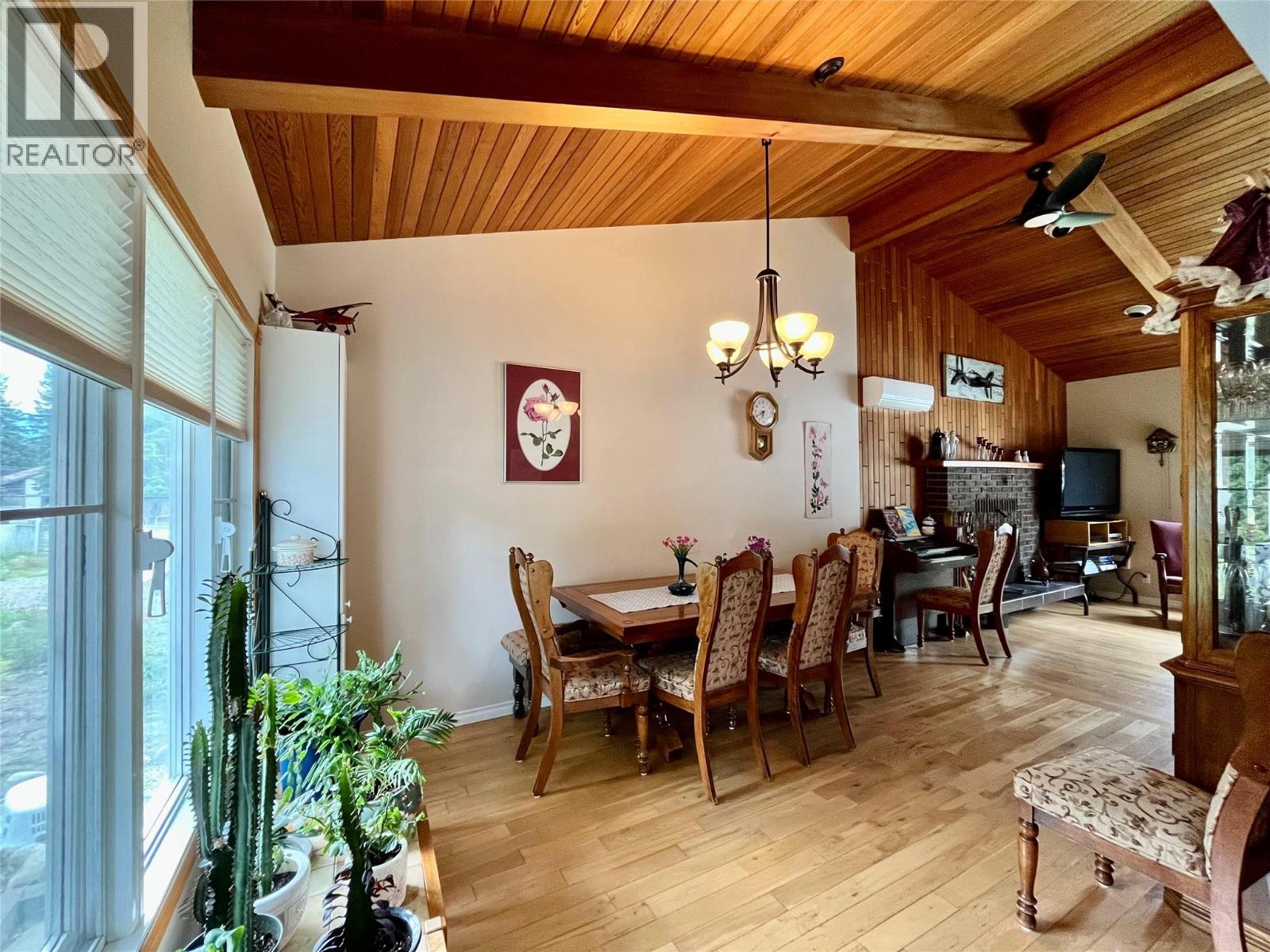 609 10th Avenue Nw, Nakusp, British Columbia  V0G 1R0 - Photo 10 - 10383263