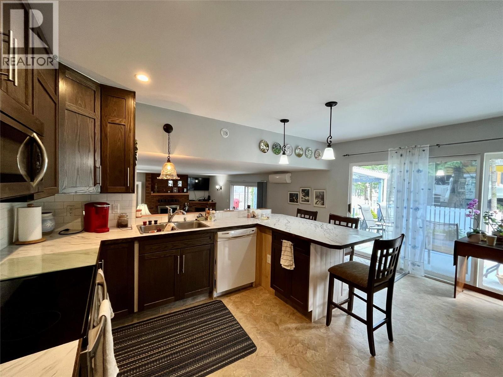 609 10th Avenue Nw, Nakusp, British Columbia  V0G 1R0 - Photo 12 - 10383263