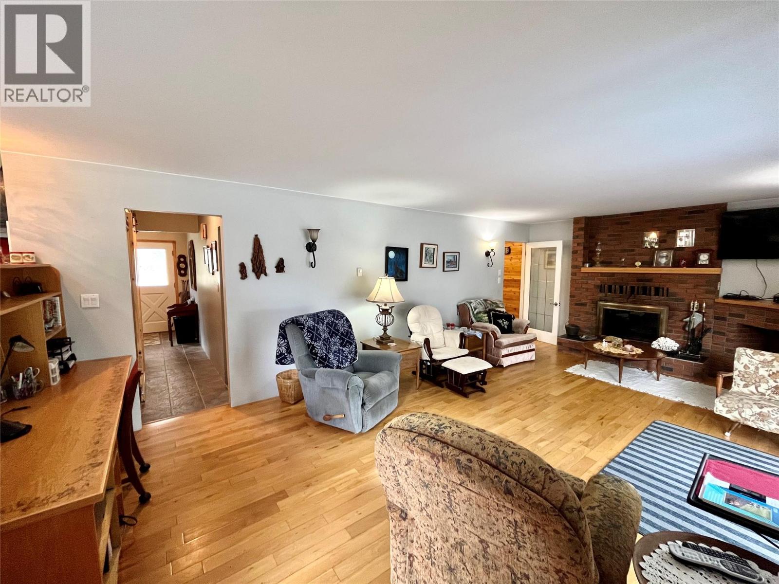 609 10th Avenue Nw, Nakusp, British Columbia  V0G 1R0 - Photo 14 - 10383263