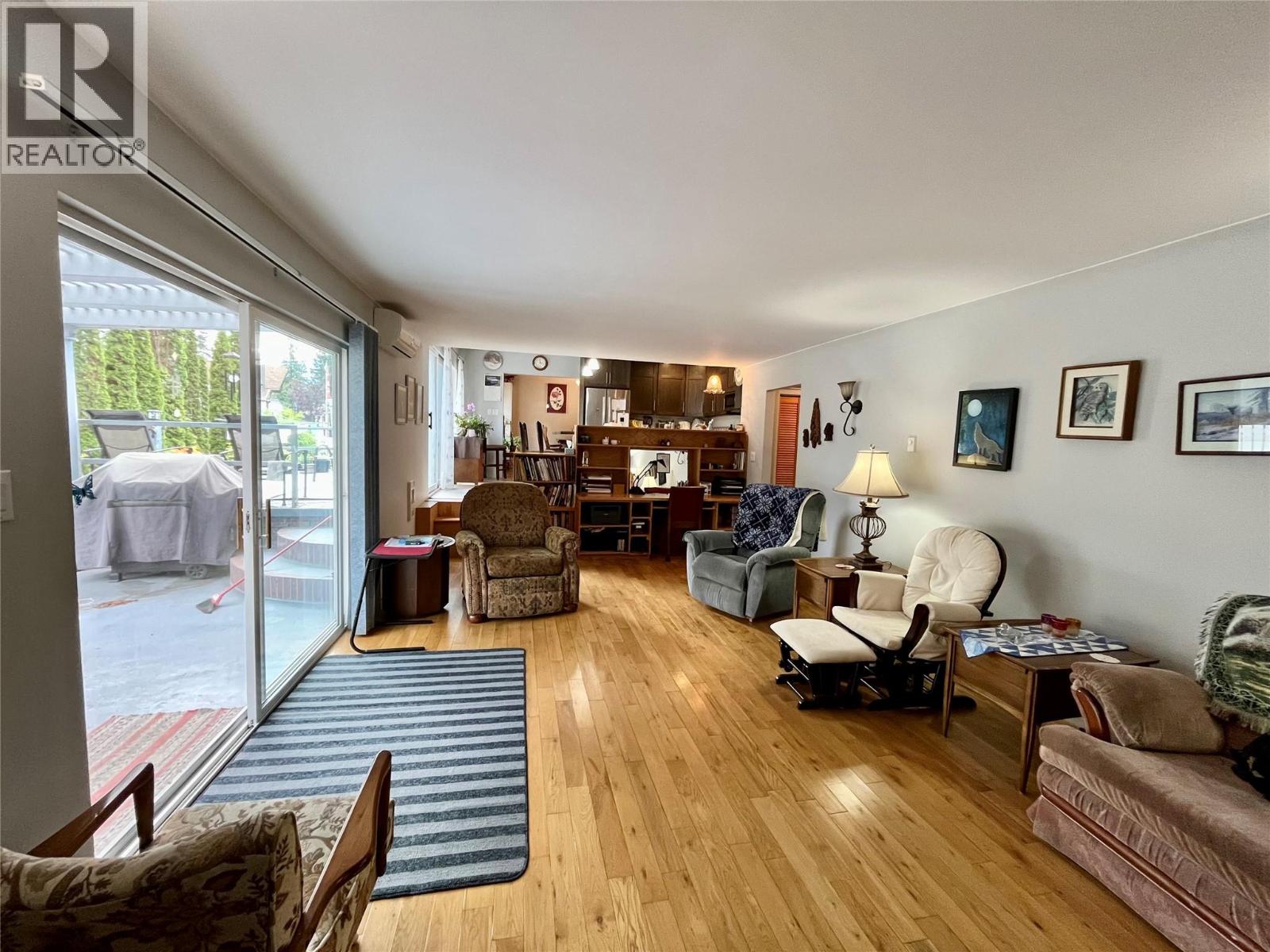 609 10th Avenue Nw, Nakusp, British Columbia  V0G 1R0 - Photo 15 - 10383263