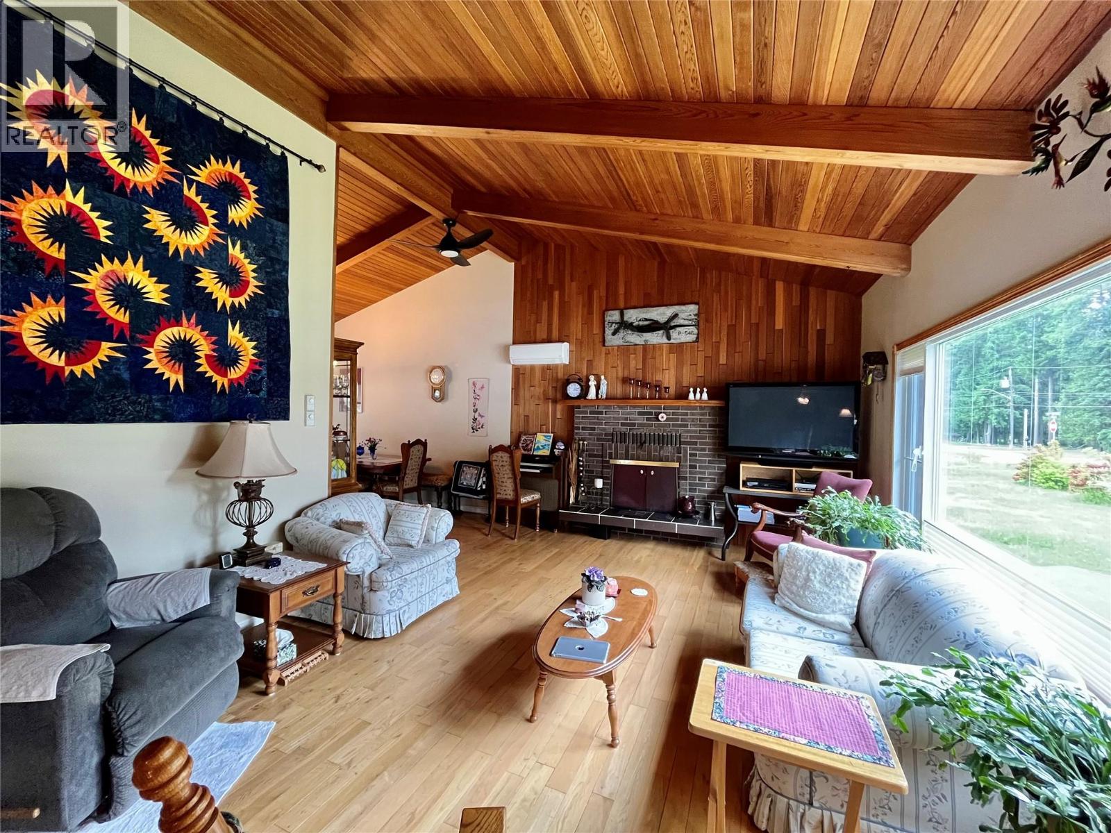 609 10th Avenue Nw, Nakusp, British Columbia  V0G 1R0 - Photo 7 - 10383263