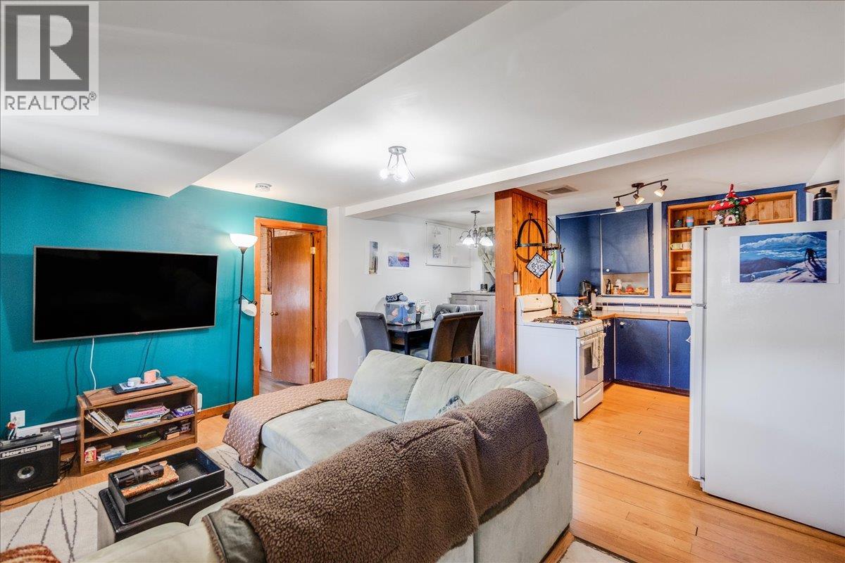 210 Park Street, Nelson, British Columbia  V1L 2G6 - Photo 29 - 10383164