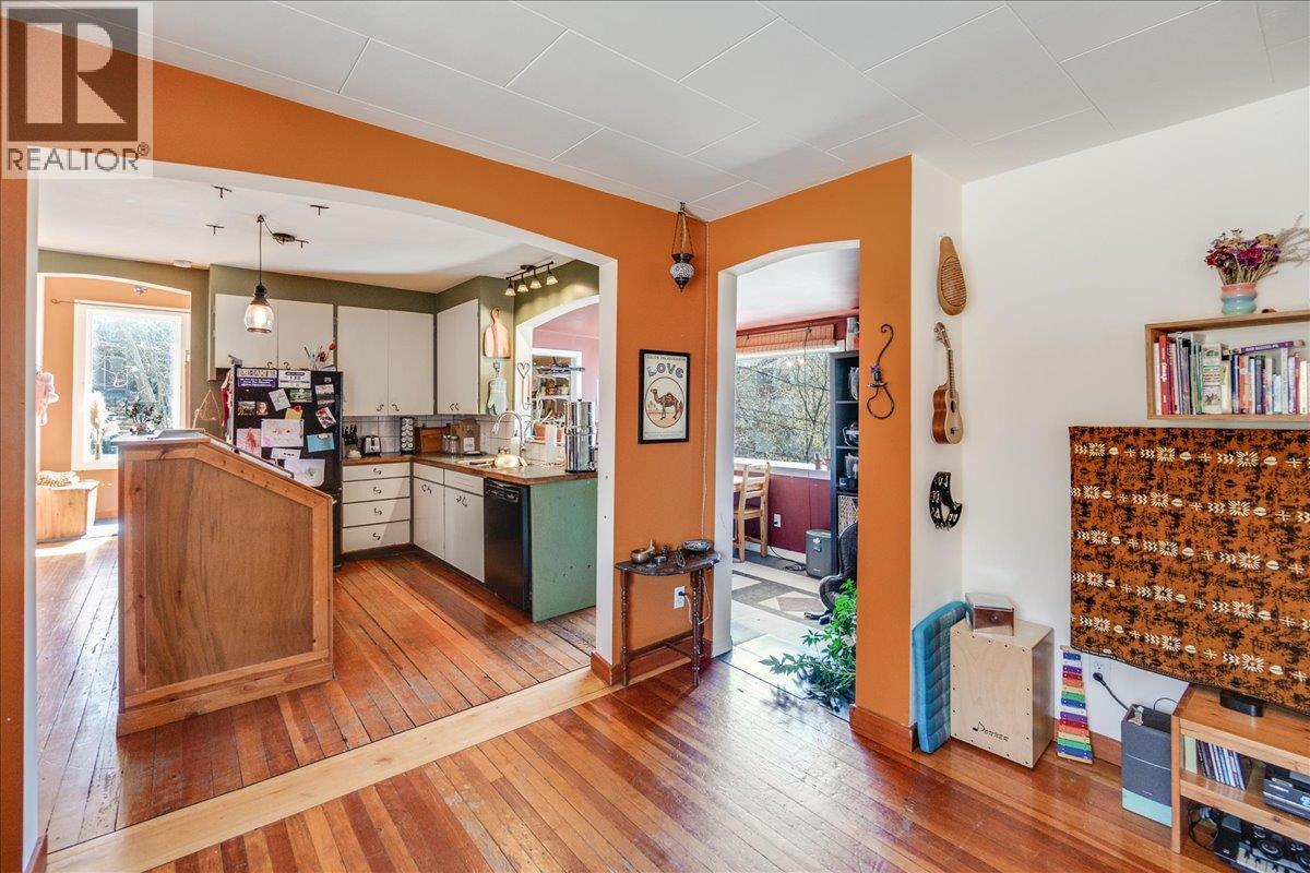 210 Park Street, Nelson, British Columbia  V1L 2G6 - Photo 6 - 10383164