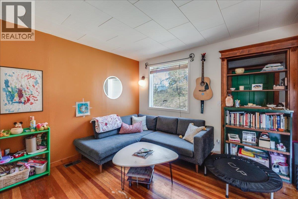 210 Park Street, Nelson, British Columbia  V1L 2G6 - Photo 7 - 10383164