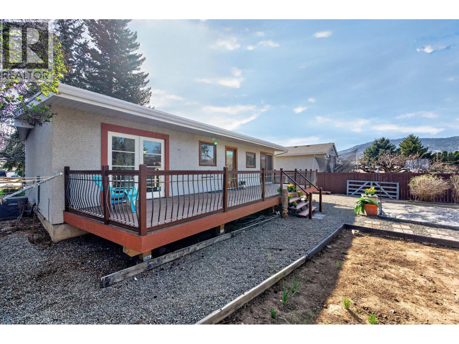 1034 Laroque Street, Kamloops, British Columbia  V2B 5L5 - Photo 19 - 10381664