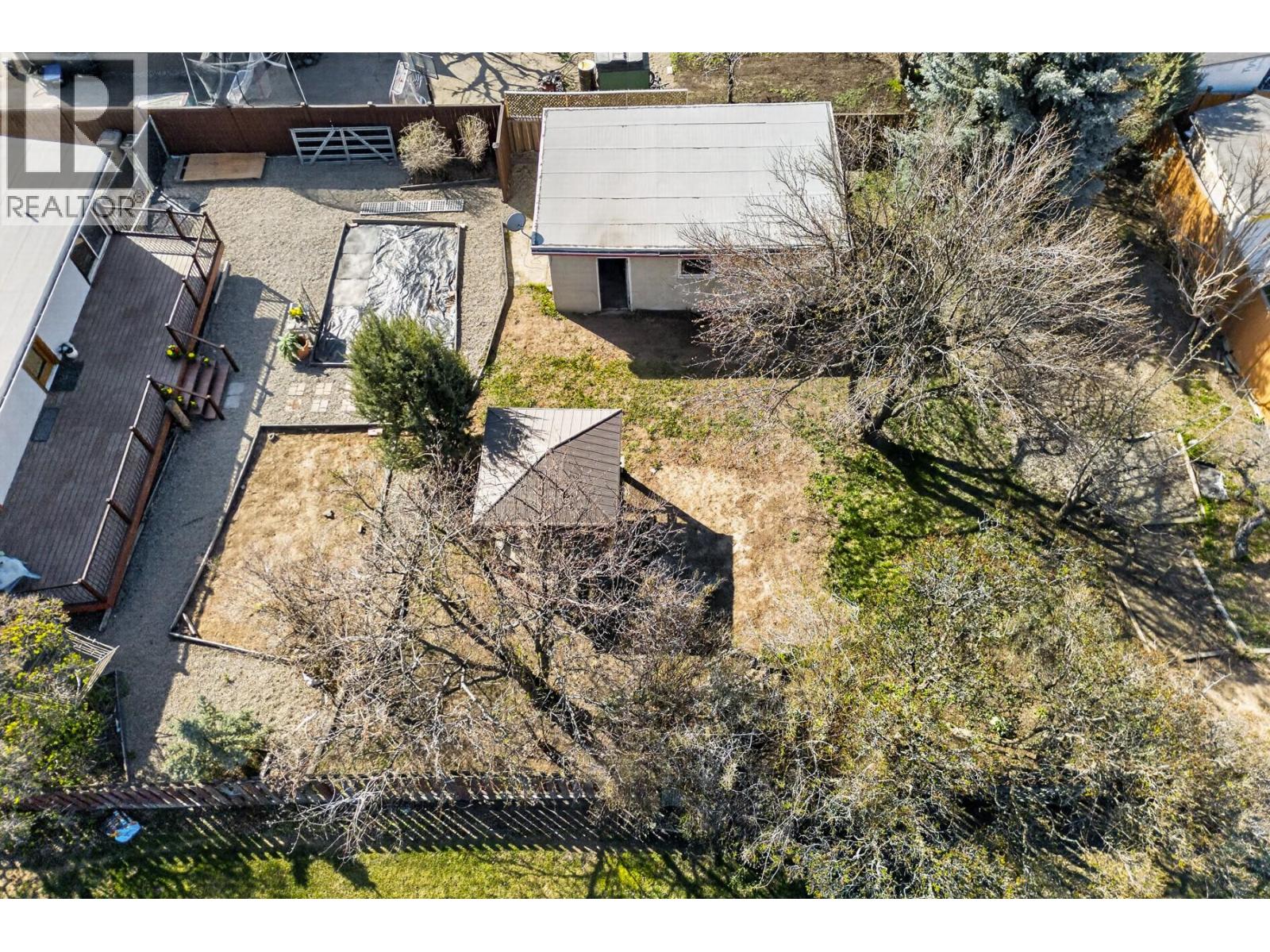 1034 Laroque Street, Kamloops, British Columbia  V2B 5L5 - Photo 40 - 10381664