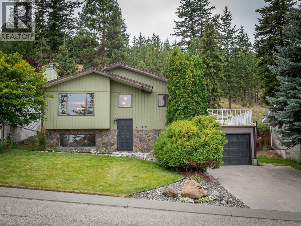 2180 Sifton Avenue, Kamloops, British Columbia  V1S 1A5 - Photo 1 - 10383320