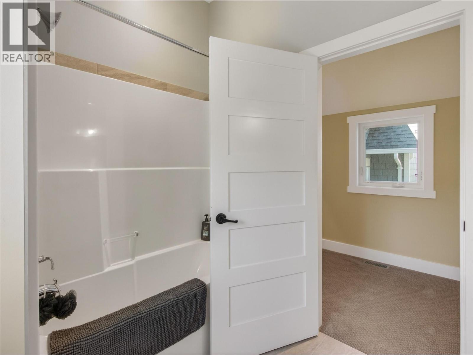 1276 Riddle Road, Penticton, British Columbia  V2A 8X2 - Photo 44 - 10381824