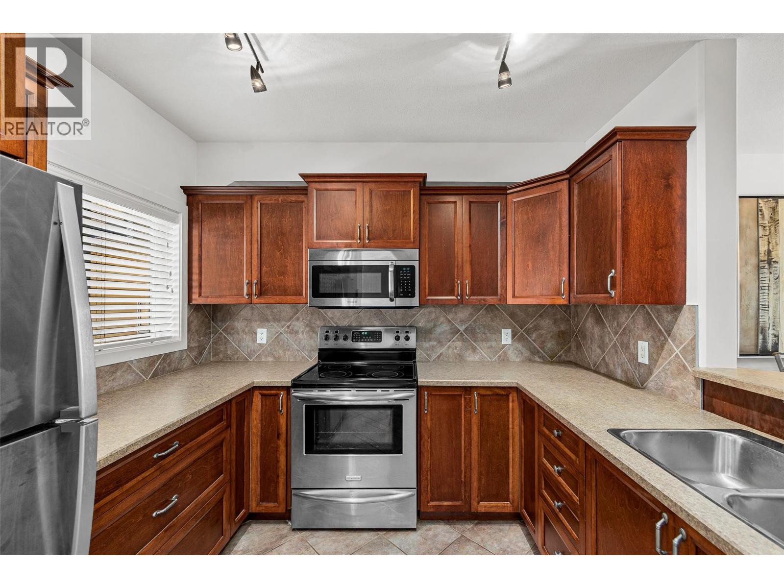 218 Glen Park Drive Unit# 12, Kelowna, British Columbia  V1V 2W3 - Photo 20 - 10383109